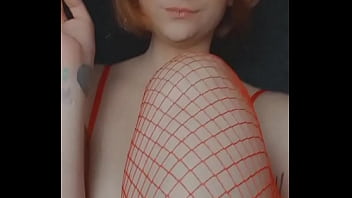 ça me va bien les bas resille rouges