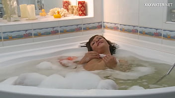 Sima zasadilo makes your dick stand