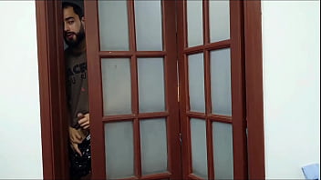 Meio primo sempre faz como gosto