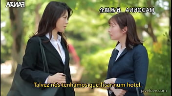 A chefe com quem eu dividi o quarto era lésbica legendado em português ayaka mutou A chefe com quem eu dividi o quarto era lésbica legendado em português ayaka mutou