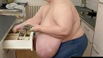 I would love to feed on her knockers for a long time