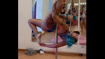 Perra caliente te pondra la verga dura