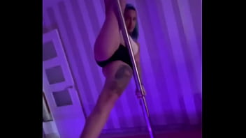 Perra caliente te pondra la verga dura