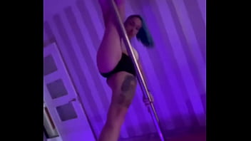 Perra caliente te pondra la verga dura