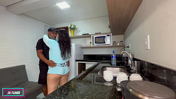 Me fode com força quero dar meu cú hoje