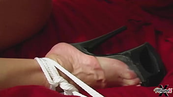 Maxine h has tiep up layla lust to fuck her with a sex machine