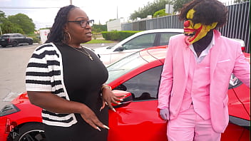 Ebony cum bucket fucks rich trick to keep her lights on at home