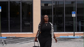 Ebony cum bucket fucks rich trick to keep her lights on at home