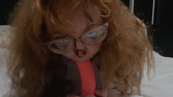 Nesse halloweenna falta de rola de verdade usei todos os meus brinquedos e gozei de jorrar