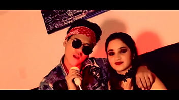 Este peruano canta demasiado bien