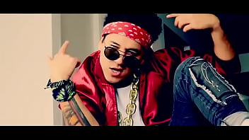 Este peruano canta demasiado bien