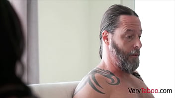 Teen whore tries weird things with her old man