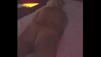 Mi esposa se clava una paja