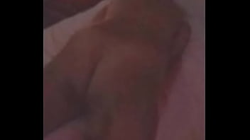 Mi esposa se clava una paja