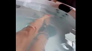 Hey du geiler hab da ein spiel für dich – nur für männer mit richtig standhafter konzentration beim dirt