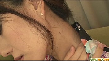 Cute asian cougar manami komukai threesome action