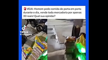 Nonton Mendigo Recebe Muito Saco thumbnail