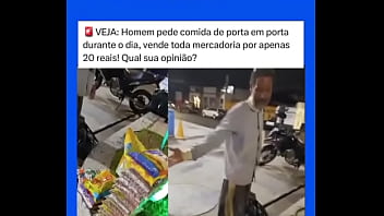 Mendigo recebe muito saco