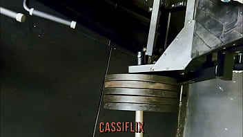 Quer ver a cassiana costa fodendo gostoso com os machos mais pauzudos assista completo no cassiflix