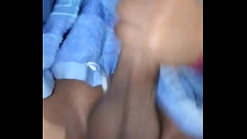 Me gustaría acabar en el culito de una fan