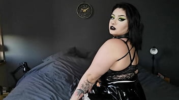 Nonton Tu Veux En Voir Plus ? J'ai Une Offre D&eacute;couverte &agrave; 3euros Seulement thumbnail