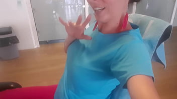 Hello les coquins après le sport je vous rejoint en cam pour des moments bien