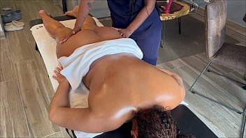 Erotic massage until she squirts leyne rodriguez and karla turner