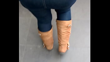 Madura marcando tanga en toluca