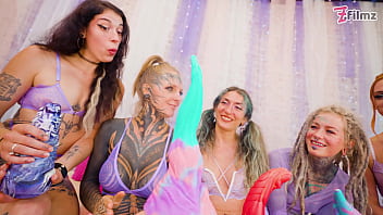 Squirt mayhem – 5 girls drenching each other – anal dildos prolapse gaping atm