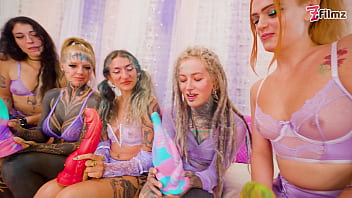 Squirt mayhem – 5 girls drenching each other – anal dildos prolapse gaping atm