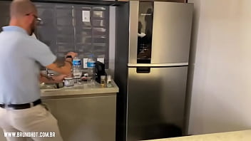 Passageiro Não Tem Dinheiro E Pagar Taxista Com Sexo thumbnail