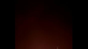 Disfrutando debajo de las sabanas