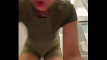 Incredible Fucking With Big Dildo thumbnail