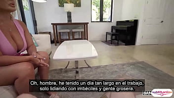 La madrastra quiere algo más que un masaje