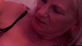 Milf fucks delivery guy 7