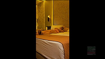 Milf mexicana de conejita follando frente a su marido me encanta hacerlo cuckold 2