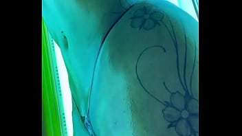 Em tempo real me bronzeando pra vocês assiste até o final que tem surpresinhaqueria realizar um fetiche meu