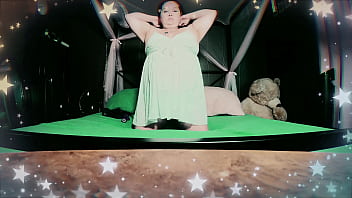 Winking asshole as i ride dildo