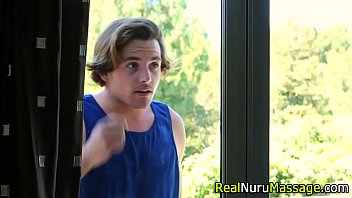 Kinky masseuse eats pussy Kinky masseuse eats pussy