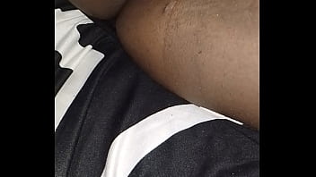 Sei que vocês amam quando eu brinco com a minha cona molhadinha