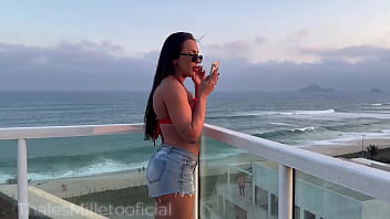 Morena fitness pediu para passar óleo no corpo fiquei de pau de e meti a piroca