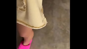 Fucking my latina girlfriend in the laundry room