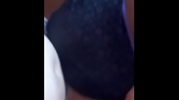 Casada oferecenu sua boceta para vingar o chifre