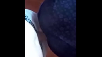 Casada oferecenu sua boceta para vingar o chifre