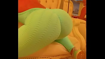 Sexy girl twerkting her big ass in jumpsuit