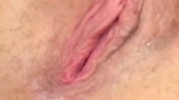 Natalia plays with her hairy messy wet cunt