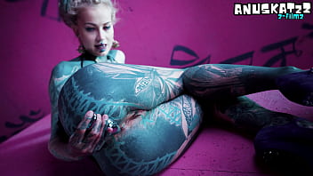 Solo anal fisting toys and plugs for tattoo girl asshole streching