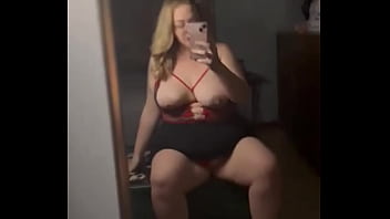 I might let you kiss my pretty pedicured feet if you earn it #mommy #bbw #feet