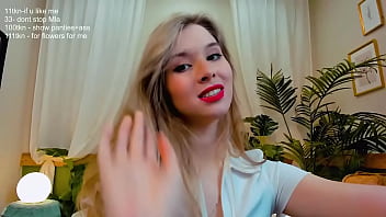 I love red lips the most