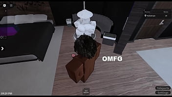 Bbc coge bien duro a blanquita putita roblox condo